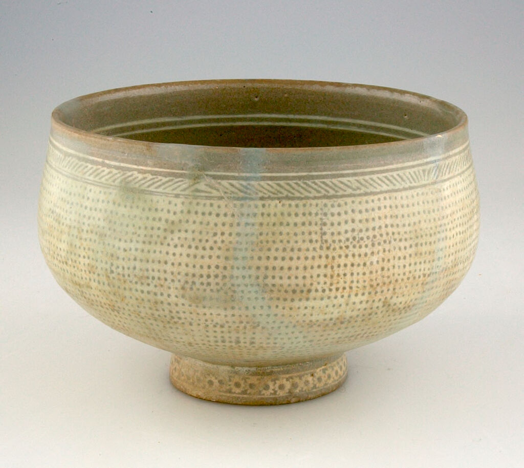 Deep Circular Bowl With Rope-Curtain And Stylized Floral Decor