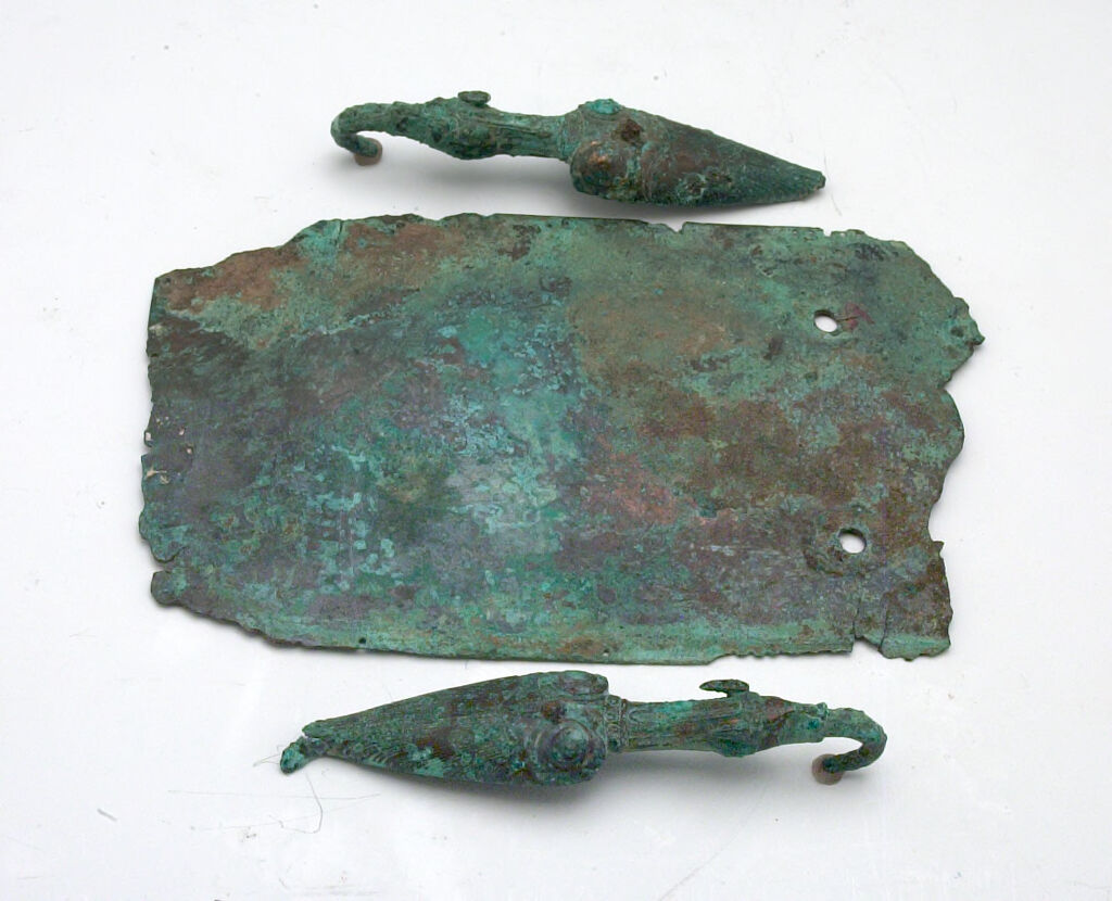 Plate And Two Zoomorphic Hooks From A Samnite Belt