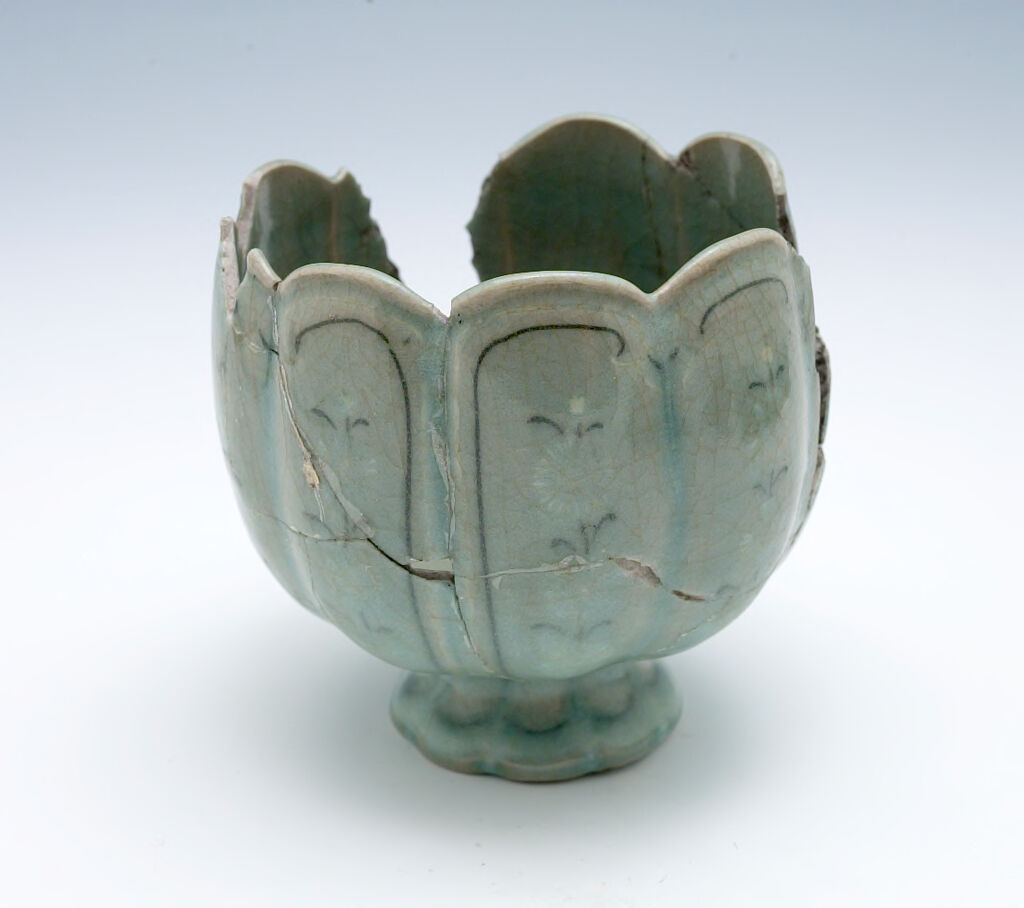 Small Bowl With Cusped Mouth