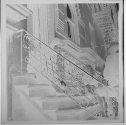 Untitled (People On Steps, New York City)