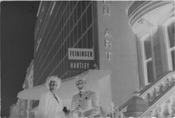 [Lux And Jeanne Feininger In Front Of Museum Of Modern Art]