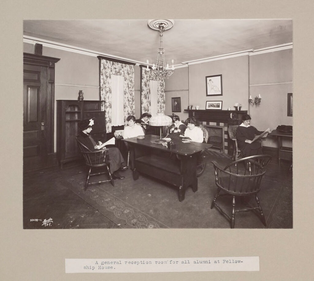 Charity, Children: United States. New York. Pleasantville. Hebrew Sheltering Guardian Society: Hebrew Sheltering Guardian Society Orphan Asylum, Pleasantville, New York: A General Reception Room For All Alumni At Fellowship House.