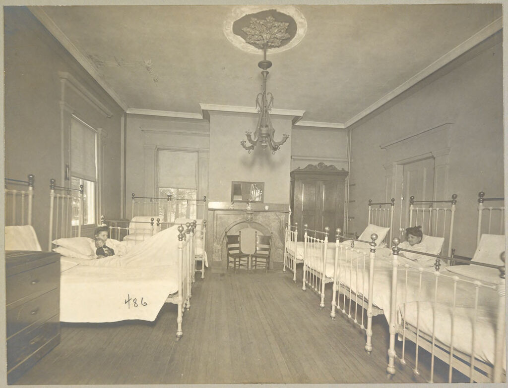 Charity, Children: United States. New York. Tarrytown. State Hospital For Crippled And Dependent Children: State Hospital For The Care Of Crippled And Deformed Children, Tarrytown, N.y.: Girls' Ward