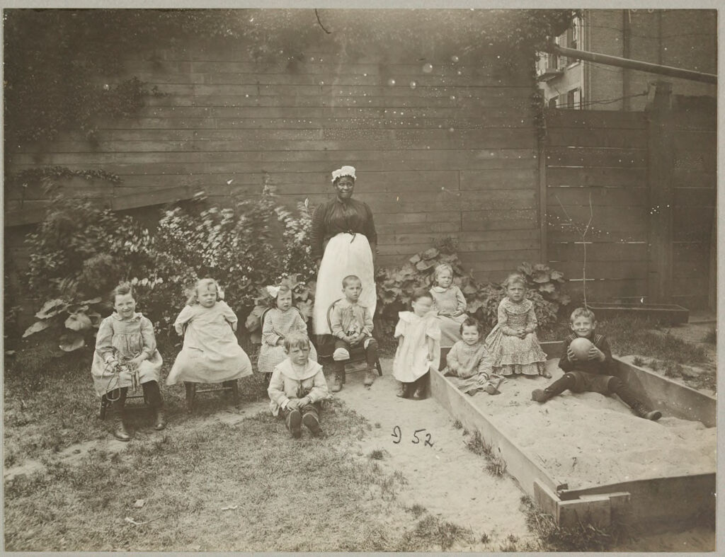 Charity, Organizations: United States. New York. Brooklyn. Bureau Of Charities: Bureau Of Charities, Brooklyn, N.y.: Bedford Day Nursery. Play Ground, In Rear Of Bedford Building, 1660 Fulton St.