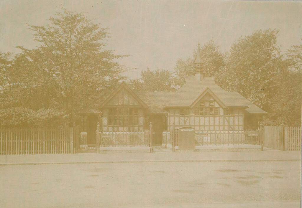 Health, General: Great Britain, England. London. Public Comfort Station: Social Conditions In London, England, 1903: Battersea- Park Ambulance Station And Public Comfort Stations For Men And Women.