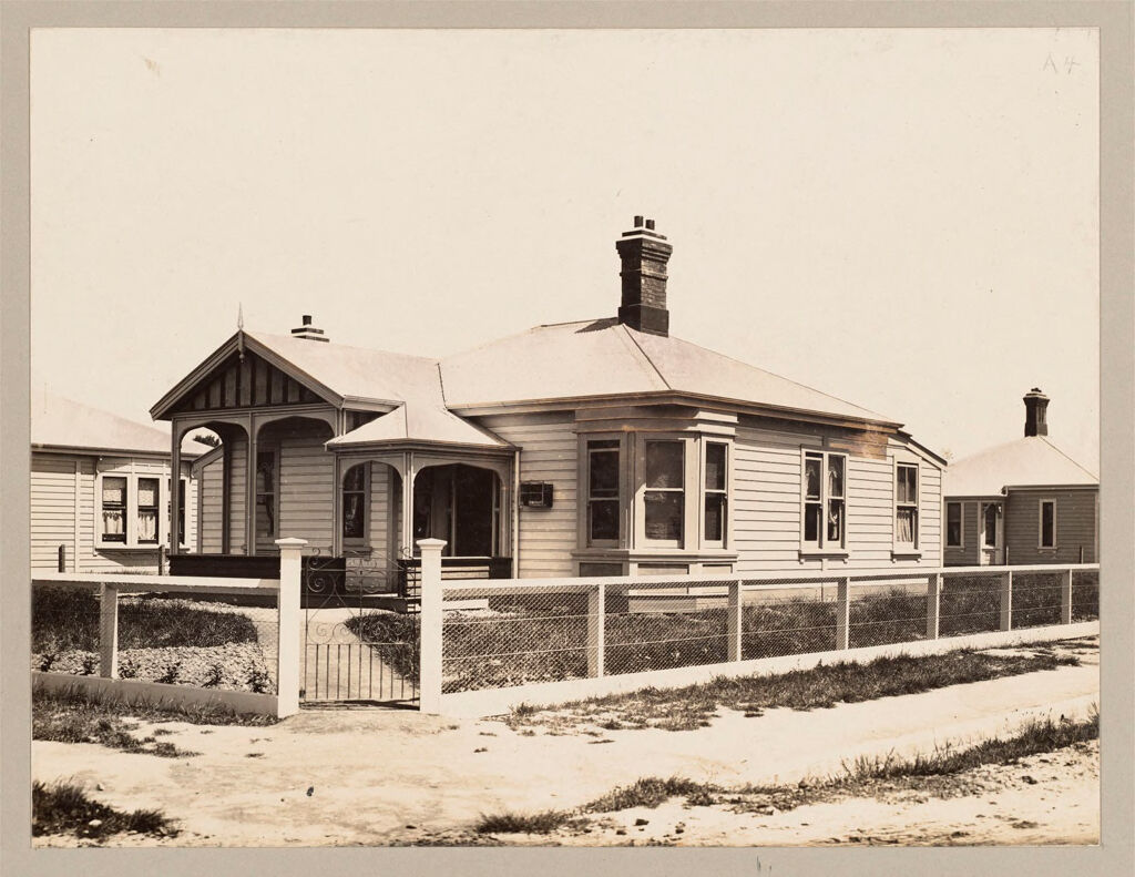 Housing, Improved: New Zealand. Christchurch. Sydenham, Cottages Erected By The Government (Minister Of Labour): State Housing: New Zealand: Six-Room House  Rent 11/4 ($2.72) Per Week. Sydenham - A Suburb Of Christchurch.