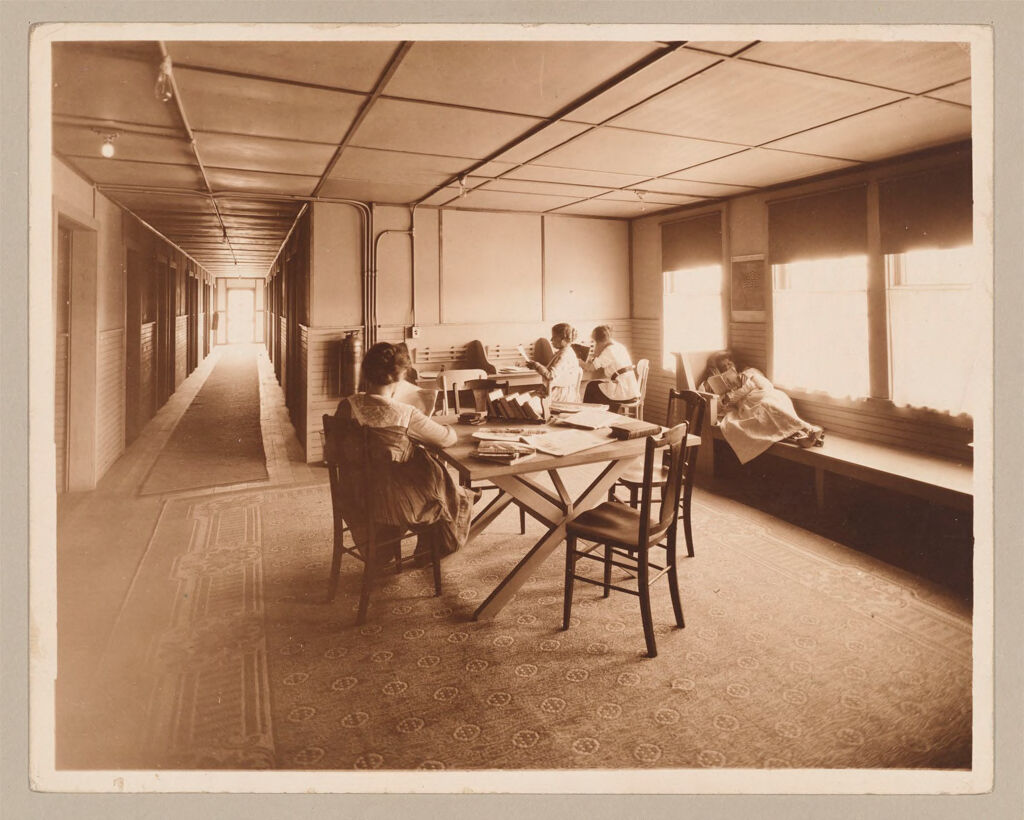 Housing, Government: United States. New Jersey. Woodbury. Woodbury Bag Loading Plant: Governmental Agencies Of House Construction. U.s. War Department, Industrial Service Section Of The Ordnance Department, Housing Branch: Woodbury, New Jersey. Woodbury Bag Loading Plant: Dormitory No. 6 - Sitting Room (Above).
