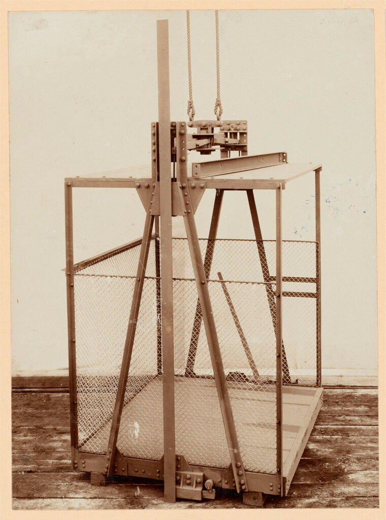 Industrial Problems, Prevention Of Accidents: Germany. Safety Devices In Various Manufacturing Plants: G. Luther, Maschinenfabrik Und Mühlenbauanstalt, A.-G., Braunschweig.: Catching Apparatus For Cages, Luther' System.