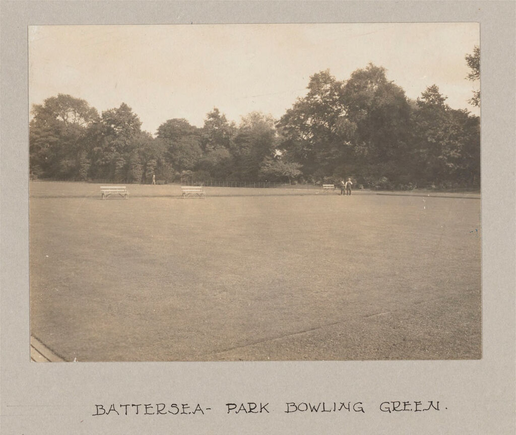 Recreation, Parks And Playgrounds: Great Britain, England. London. Playgrounds And Parks: Social Conditions In London, England, 1903: Battersea - Park Bowling Green.
