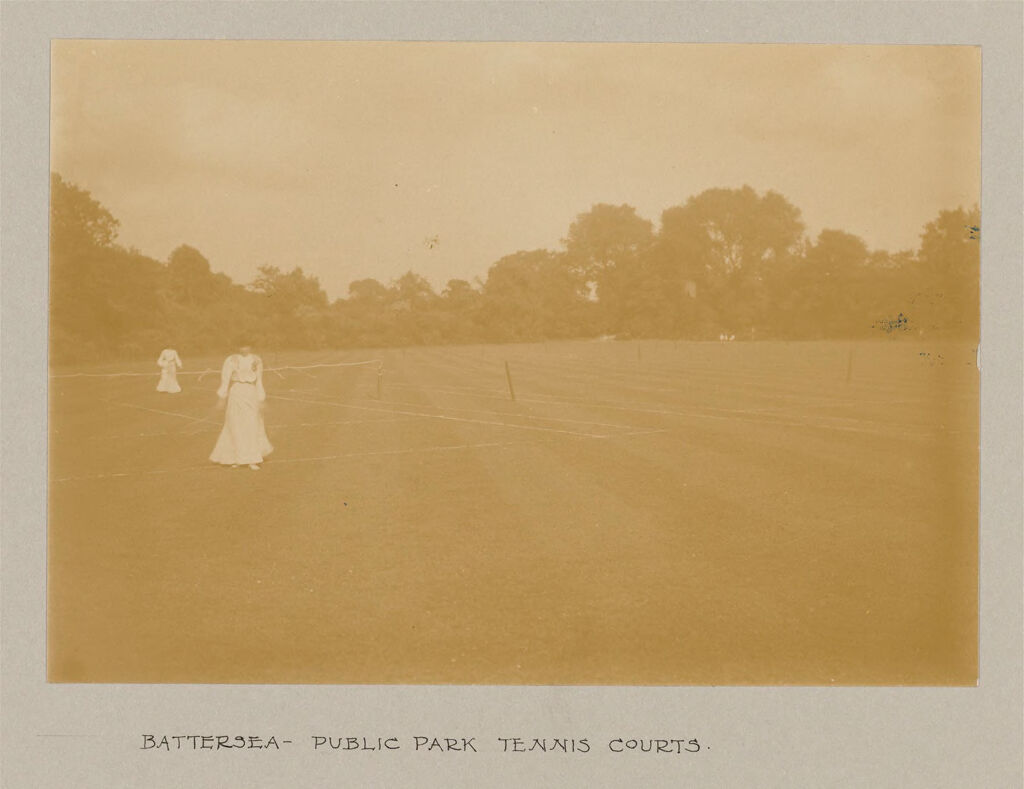 Recreation, Parks And Playgrounds: Great Britain, England. London. Playgrounds And Parks: Social Conditions In London, England, 1903: Battersea - Public Park Tennis Courts.