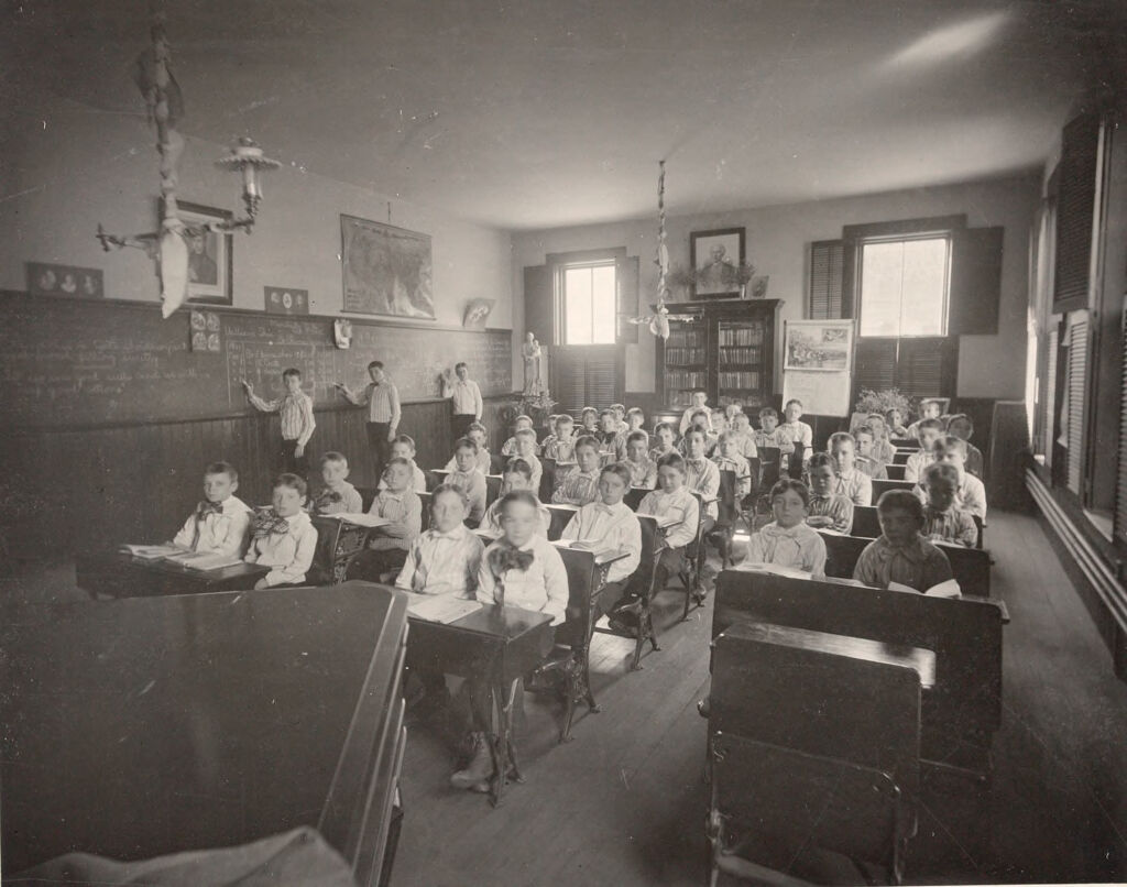 Charity, Children: United States. New Hampshire. Manchester. St. Joseph's Boys' Home: New Hampshire State Charitable And Correctional Institutions.: School Room.