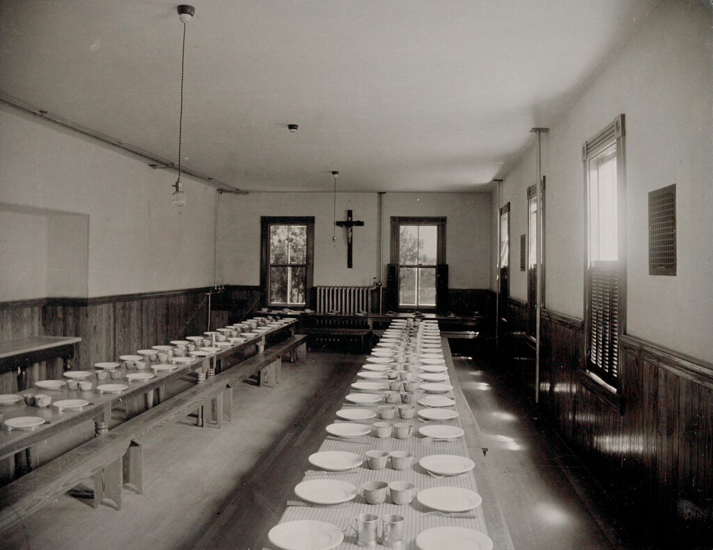 Charity, Children: United States. New Hampshire. Manchester. St. Peter's Orphanage For Boys: New Hampshire State Charitable And Correctional Institutions.: Refectory.