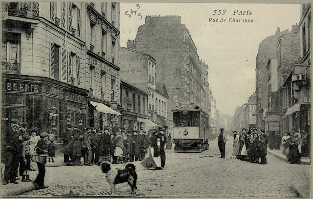 Social Settlements: France. Paris. L'union Familiale: L'union Familiale, Paris, France.: Rue De Charonne: Paris. Rue De Charonne