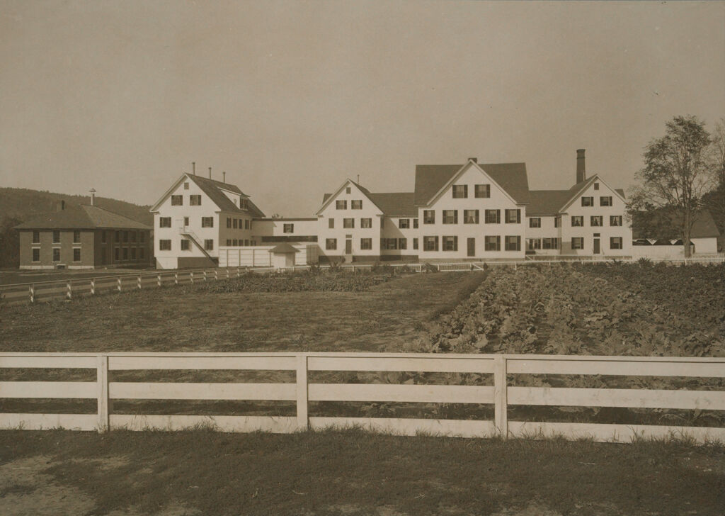 Charity, Public: United States. New Hampshire. Haverhill. Grafton County Farm: New Hampshire State Charitable And Correctional Institutions.: Jail. Building For Insane. Mens Wing. Superintendents Home. Womens Wing.