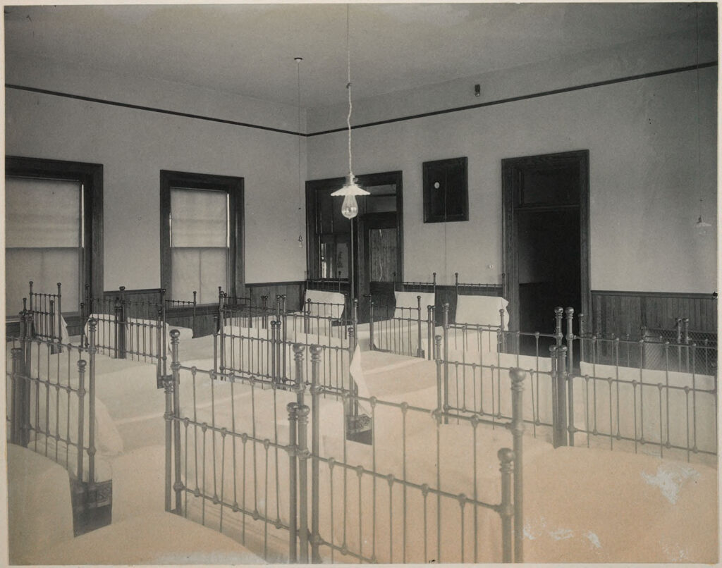 Crime, Children, Truant Schools: United States. Massachusetts. North Chelmsford. Middlesex County Truant School: Middlesex County Truant School, No. Chelmsford.: One Of The Two Dormitories In Bigelow Cottage, Containing 25 Beds.