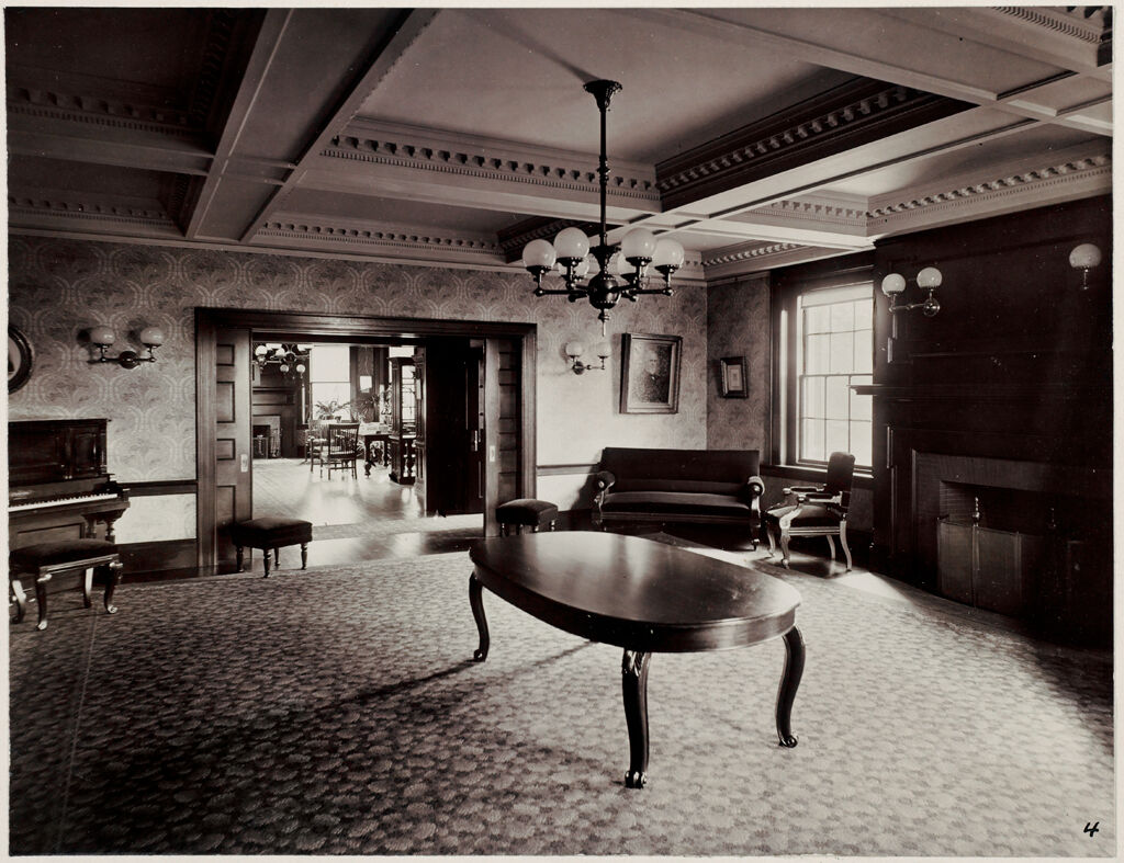 Defectives, Insane: United States. Massachusetts. Waverly. Mclean Hospital: Mclean Hospital. Pierce Building (Administration): Reception Room And Library