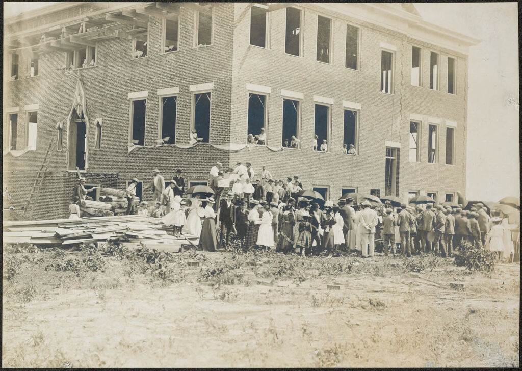 Races, Jews: United States. New Jersey. Woodbine. Baron De Hirsch Agricultural And Industrial School: Woodbine Settlement And School, Woodbine, N.j. Baron De Hirsch Fund.: 125. Laying Corner Stone Of Main Building July 4, 1900.