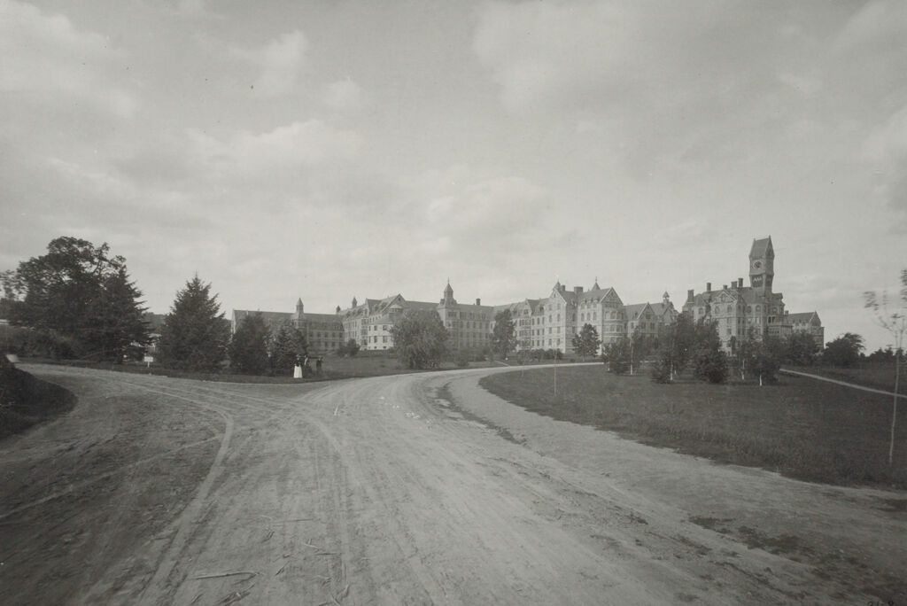 Defectives, Insane: United States. Massachusetts. Worcester. Insane Asylum: Worcester Lunatic Hospital: View From Main Driveway