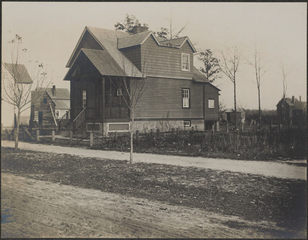 Races, Jews: United States. New Jersey. Woodbine. Baron De Hirsch Agricultural And Industrial School: Woodbine Settlement And School, Woodbine, N.j. Baron De Hirsch Fund.: 38. A Mechanic's Cottage.