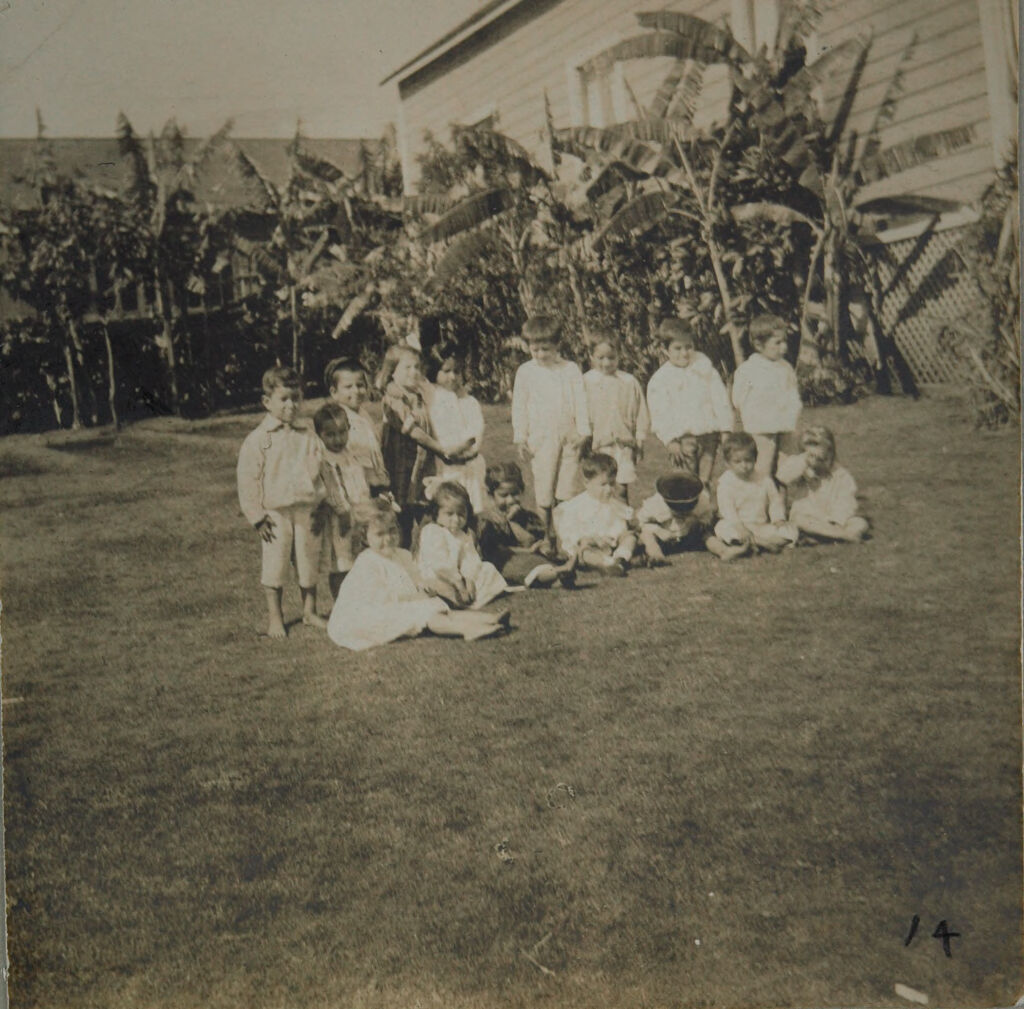 Social Settlements: Hawaii. Wailuku. Alexander House: Alexander House, Wailuku, Hawaii: Portuguese Kindergarten Group.