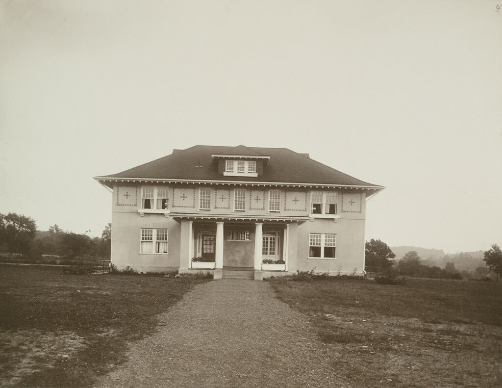 Charity, Children: United States. New York. Pleasantville. Hebrew Sheltering Guardian Society: Hebrew Sheltering Guardian Society Orphan Asylum, Pleasantville, New York: A Cottage Like This Is Both A Happy Home And A Training School For After Life.