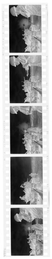 Untitled (Soldiers Firing 175 Mm Cannon, Vietnam)