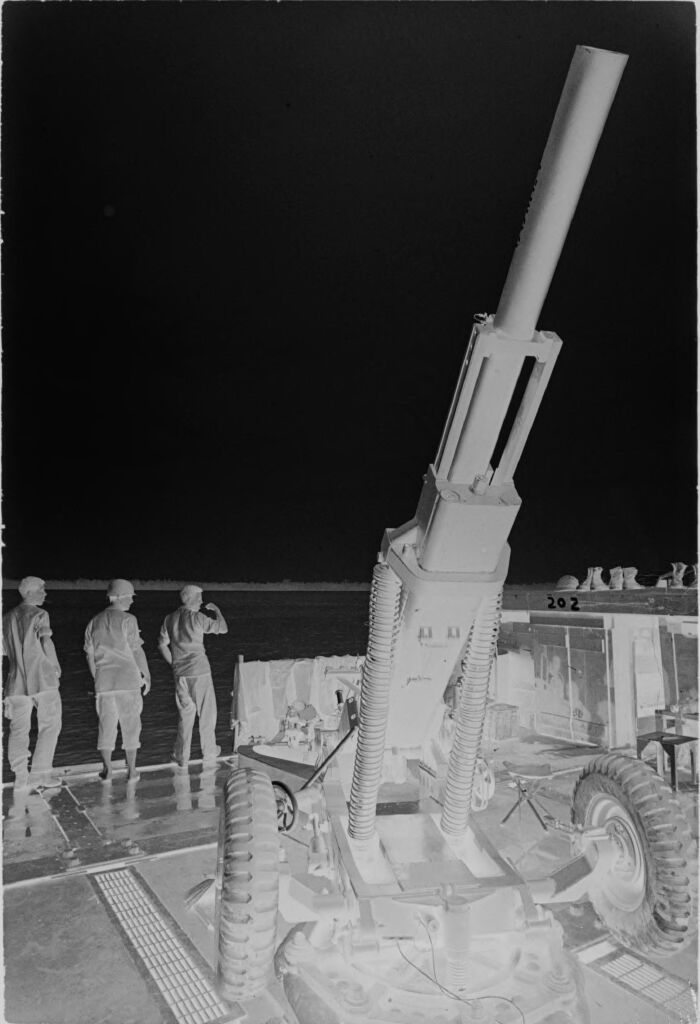 Untitled (105Mm Howitzer, Mobile Riverine Force, Mekong Delta, Vietnam)